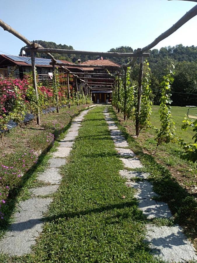 B&B "La Baita Delle Coccinelle" Varallo Bagian luar foto