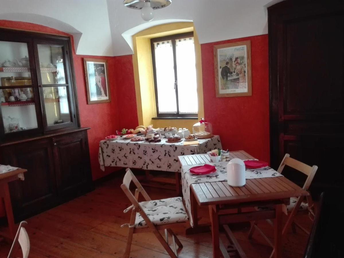 B&B "La Baita Delle Coccinelle" Varallo Bagian luar foto